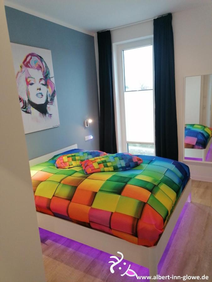 Albert-Inn-Glowe - Barrierefrei & 3 Schlafzimmer & Coworking & Strandkorb-Saisonal & Sauna Im Haus & Fahrraeder מראה חיצוני תמונה