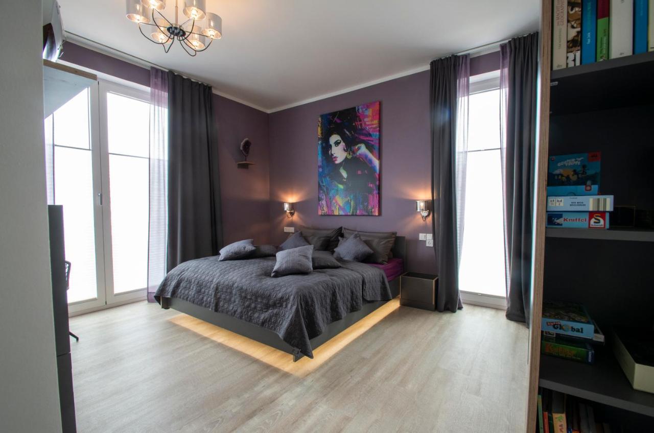 Albert-Inn-Glowe - Barrierefrei & 3 Schlafzimmer & Coworking & Strandkorb-Saisonal & Sauna Im Haus & Fahrraeder מראה חיצוני תמונה